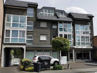 Wintergarten inklusive! Helle 2-Zimmer-Wohnung in Köln-Wahn mit perfekter Anbindung.