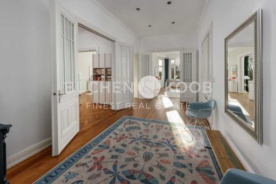 Lichtdurchflutete Altbauwohnung mit Zugang zum Isebekkanal in HH-Harvestehude