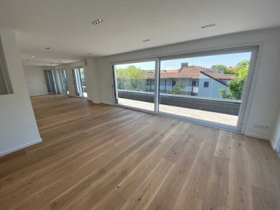 ***Penthouse in ISAR-Nähe, Sonnig und ruhig, wie NEU Baujahr 2024***