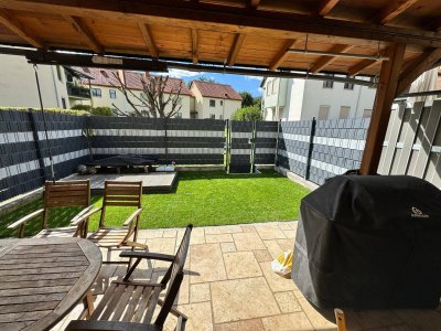 Familienfreundliche Maisonnettewohnung mit 3 Schlafzimmern, teilausgebautem Keller und Garten inkl Terassenüberdachung.