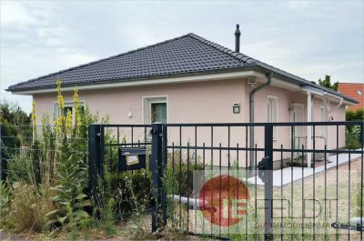 Komfortabel & altersgerecht: Modernisierter Bungalow mit Terrasse und Garage