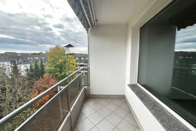 3-Zimmerwohnung mit Balkon, Aufzug, Stellplatz