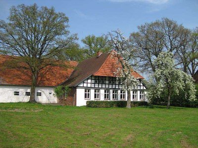 Schönes, geräumiges und gepflegtes Bauernhaus mit Ponyweide in naturschöner Umgebung bei Espelkamp