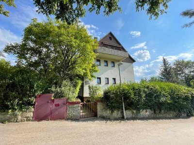 Charmantes Mehrfamilienhaus in den Weinbergen mit unverbaubaren Fernblick ins Neckartal