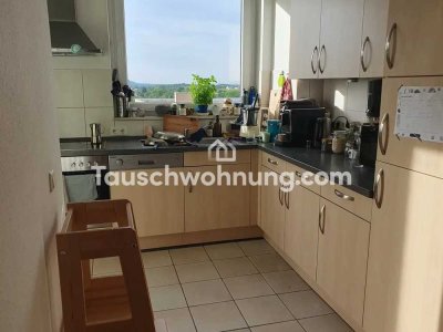 Tauschwohnung: Offene und helle 2,5 Zimmer mit Balkon und Panoramablick