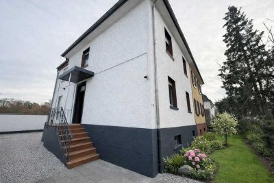Sehr schönes Drei Familienhaus mit Bauland in bester Lage Offenbach Tempelsee