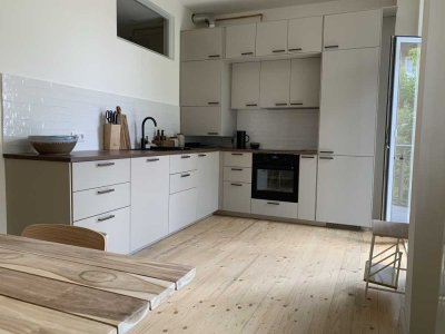 Charmante kernsanierte 3-Zimmer-Wohnung mit Süd-Balkon in Linden-Nord