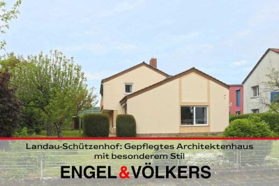 Landau-Schützenhof: Gepflegtes Architektenhaus mit besonderem Stil