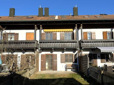 Erstbezug nach Sanierung, RMH in Holzkirchen zu vermieten