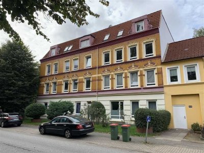 Charmante Erdgeschosswohnung mit 4 gut geschnittenen Zimmern