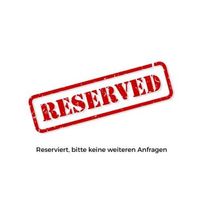 RESERVIERT! Zentrale, helle 3-Zimmer-Wohnung mit Balkon und EBK , Aufzug