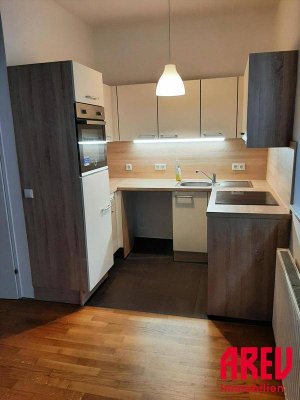 FREUNDLICHE 1 ZIMMERWOHNUNG IM ZENTRUM VON LINZ