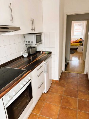 Gepflegte Dachwohnung in ruhiger Kiezlage -provisionsfrei-