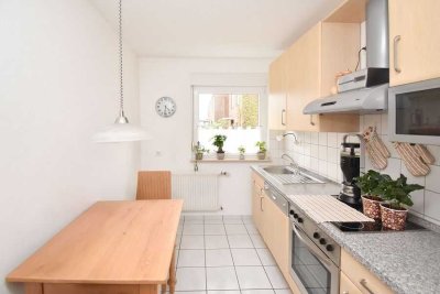 RESERVIERT! Helle 2-Zimmer-Eigentumswohnung mit Balkon und Blick ins Grüne!