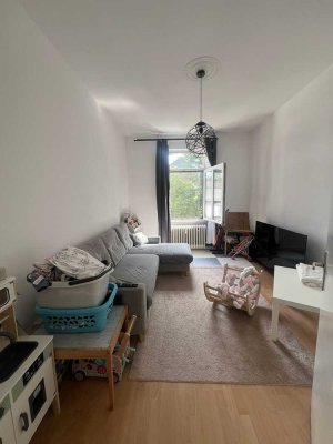 Helle, gemütliche 2 Zimmer Wohnung / 1.OG