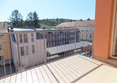 Garagenplatz inklusive! Helle 3-Zimmer-Wohnung mit Balkon