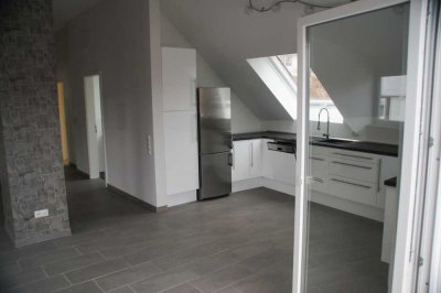 Helle 3-Zimmer Dachgeschosswohnung mit Balkon