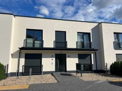 Exklusive Zweizimmerwohnung mit Terrasse, Garten und Keller