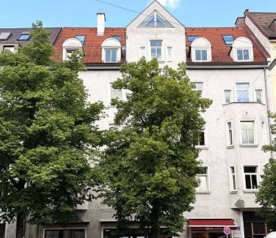 Wo Schwabing am "schwabingsten" ist - Stilaltbauwohnung in Traumlage gegenüber vom Elisabethmarkt !