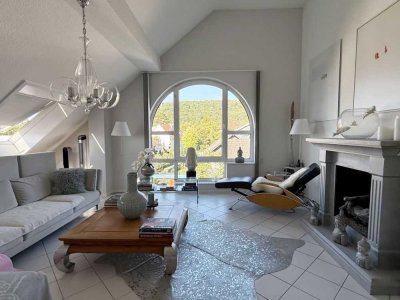 Luxus für Zwei - herrliche Dachgeschoss-Maisonette in Bestlage - am Hofheimer Steinberg