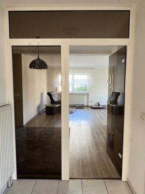 Helle 3-Zimmer-Wohnung mit EBK + Balkon in Bürgstadt