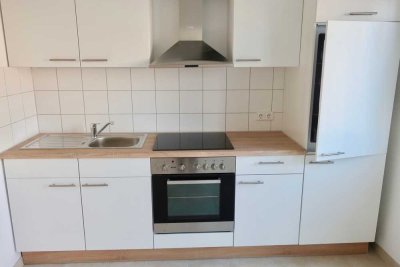 1-Zimmer-Wohnung mit Balkon und Einbauküche
