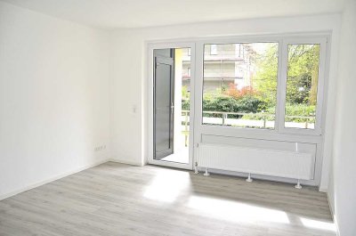 Komplett modernisierte Hochparterre-Wohnung mit sonniger Loggia in Oldenburg- Donnerschwee