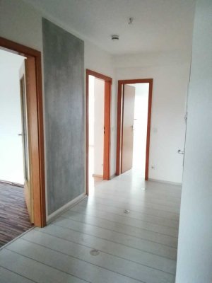 schicke DG Wohnung mit Fernblick und Garten