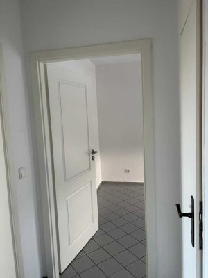 Schöne helle 2-ZKBB Wohnung in Bensheim !