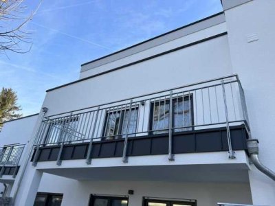 Sommer auf dem Balkon! Neuwertige 2-Zimmer-Wohnung in beliebter Wohnlage von Hennef Weldergoven!