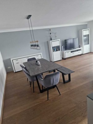 Schöne 3-Zimmer-Wohnung mit gehobener Innenausstattung mit Balkon und EBK in Schwäbisch Gmünd