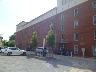 Traumhaftes Dachgeschoß, Dachterrasse, Parkett, Aufzug, Wannenbad, TG-Stellplatz uvm.