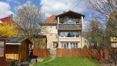 Großes 3-Familienhaus mit schönem Garten