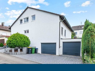 Viel Raum für euch – modernes Zweifamilienhaus direkt am Feldrand KEINE Maklerprovision