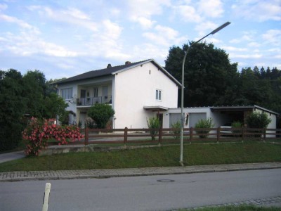 Preiswertes, modernisiertes 5-Raum-Einfamilienhaus in Erharting