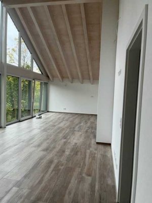 Exklusive 3-Zimmer-DG-Wohnung mit gehobener Ausstttung in Schwäbisch Gmünd