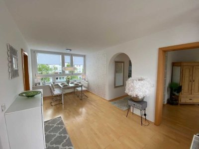 Ottobrunn, Top-Lage,  möblierte 3,5 Zimmer DACHTERRASSEN-Wohnung  (ohne Schräge), barrierefrei