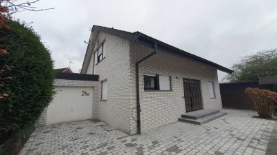 Freistehendes Einfamilienhaus zu vermieten, 152m², Garten, Garage