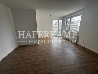 zentral gelegene geräumige 1-Zimmer Wohnung mit Balkon