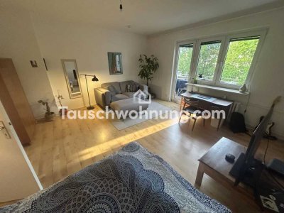 Tauschwohnung: Großzügige 1-Zimmer Wohnung mit Balkon zum Innenhof