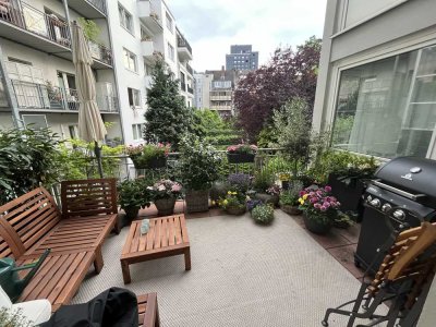 Stilvolle 3 Zi Altbauwohnung mit Sonnenterrasse in Derendorf