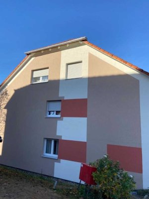 Tolle 3 Zimmer-Dachgeschoßwohnung in Sennfeld sucht neue Bewohner/innen!!