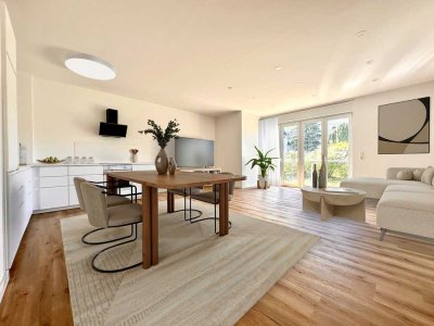 Wunderschöne & (energetisch) sanierte 2 ZKB Whg. mit ca. 2,7m hohen Decken - auch als Kapitalanlage!