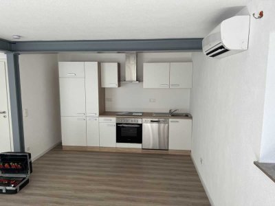 Exklusive, sanierte 2-Zimmer-Wohnung mit Einbauküche in Deizisau