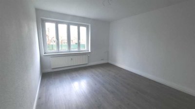 helle 2 Zimmer Wohnung - Jetzt Osteraktion sichern!