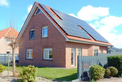 Zukunftsweisendes EFH für die Familie mit Garten...  (mit PV- Anlage, Speicher u. Wallbox)
