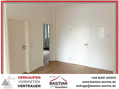 Komplett renovierte 2 Zimmer-Wohnung in absoluter Zentrumslage!