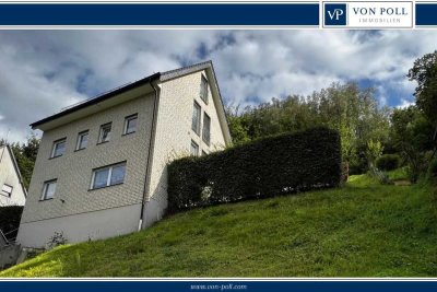 Großzügiges Einfamilienhaus mit Einliegerwohnung