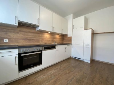 Großzügige 4-Raumwohnung mit schönem Balkon und Einbauküche am Stadtrand von Melk!