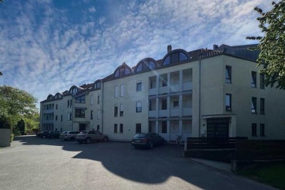 Attraktive Kapitalanlage in Straubing: 2-Zimmer-Wohnung mit Terrasse mit TG-Stellplatz